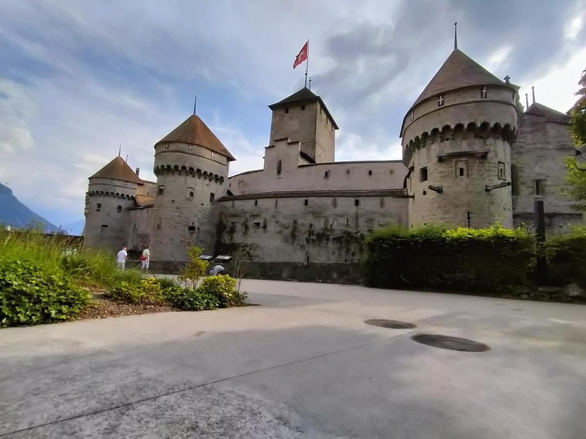 Castle View Aparthotel Veytaux Eksteriør bilde